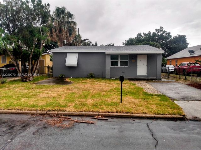 710 52nd Street, West Palm Beach, FL 33407