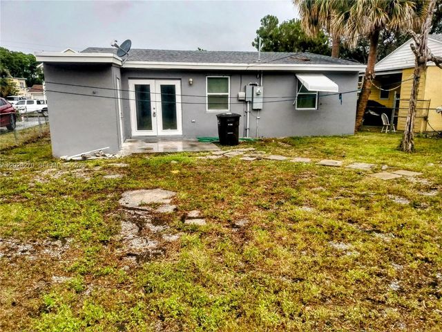 710 52nd Street, West Palm Beach, FL 33407