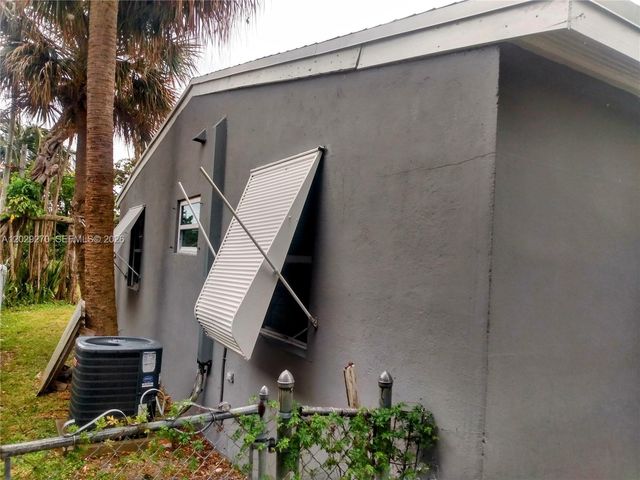 710 52nd Street, West Palm Beach, FL 33407