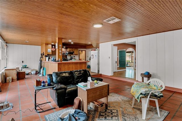 241 Oleander Ave, Corpus Christi, TX 78404