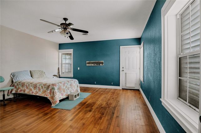 241 Oleander Ave, Corpus Christi, TX 78404