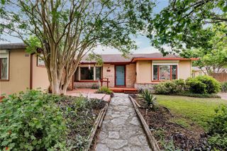 241 Oleander Ave, Corpus Christi, TX 78404