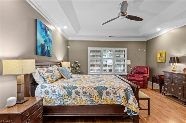 5204 Cedarwood Creek Drive, Winston-salem, NC 27104