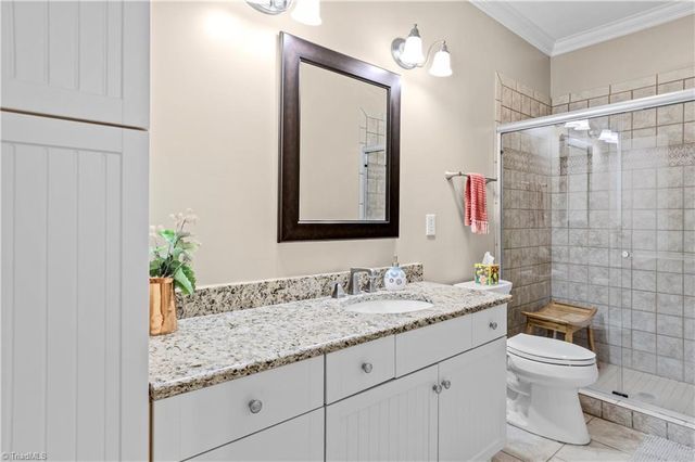 5204 Cedarwood Creek Drive, Winston-salem, NC 27104