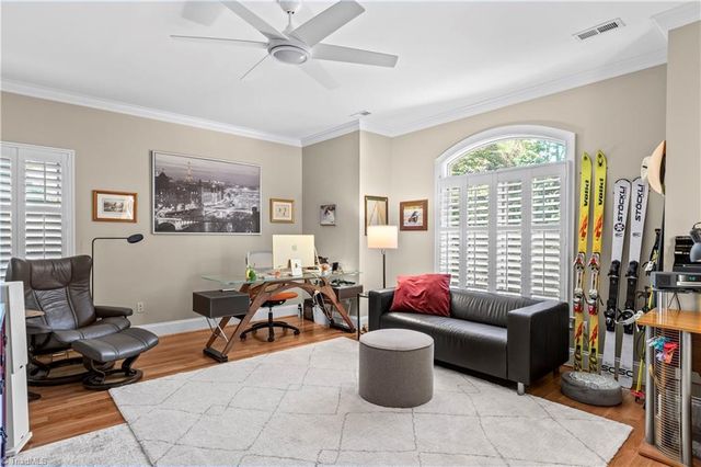 5204 Cedarwood Creek Drive, Winston-salem, NC 27104