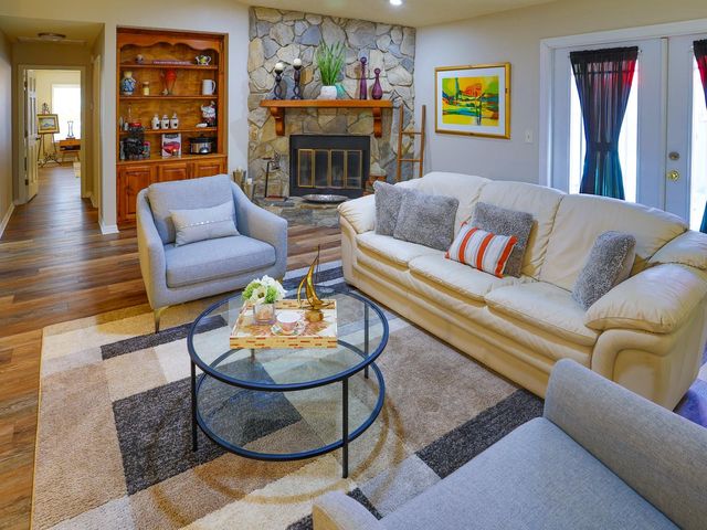 834 E COUNTY ROAD 540A, Lakeland, FL 33813