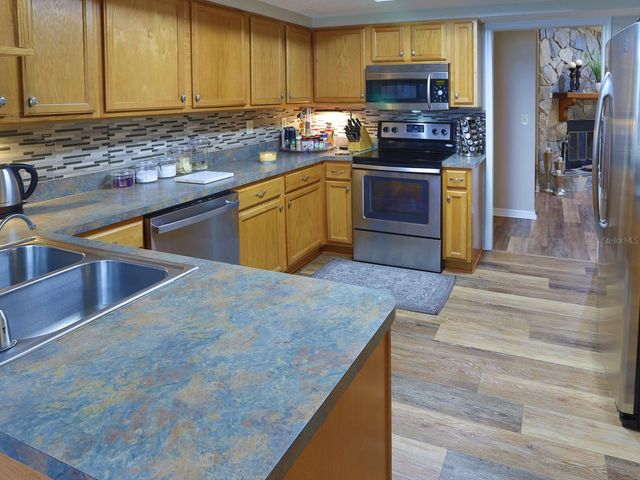 834 E COUNTY ROAD 540A, Lakeland, FL 33813