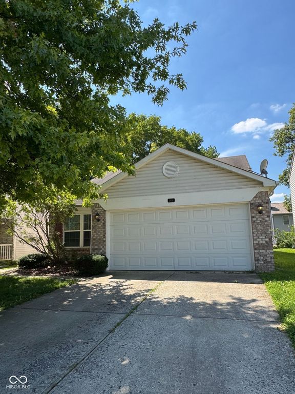 3616 Cedar Pine Place, Indianapolis, IN 46235