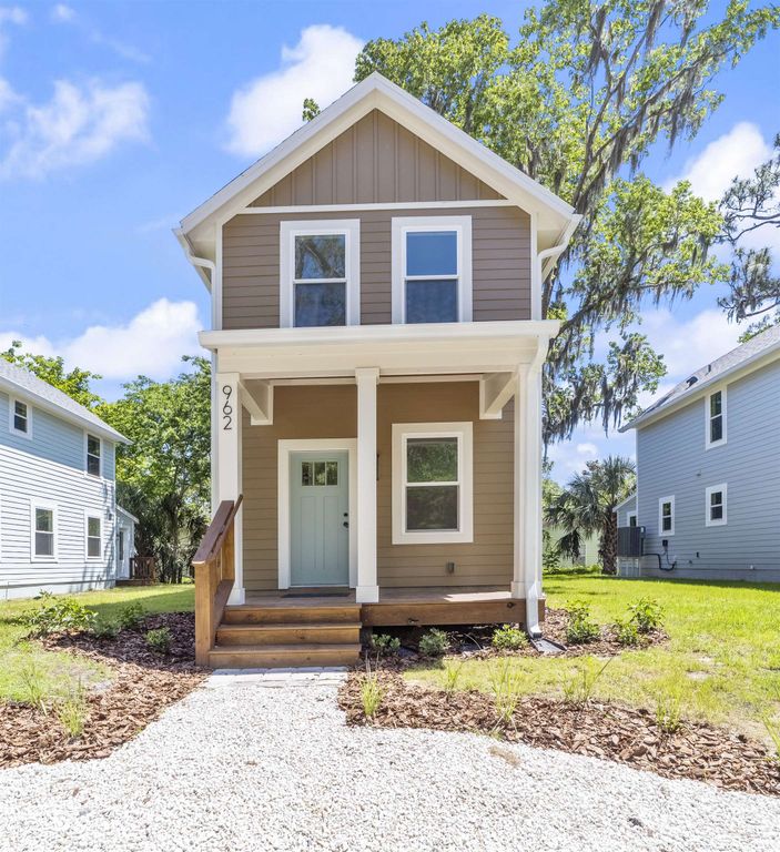 962 Alexander St, St Augustine, FL 32084