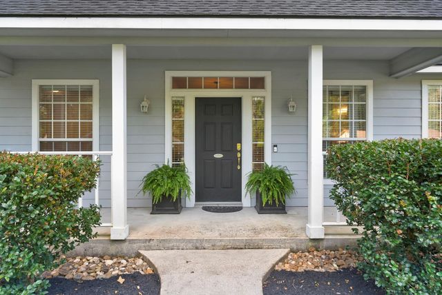 423 Tallow Drive, Conroe, TX 77385