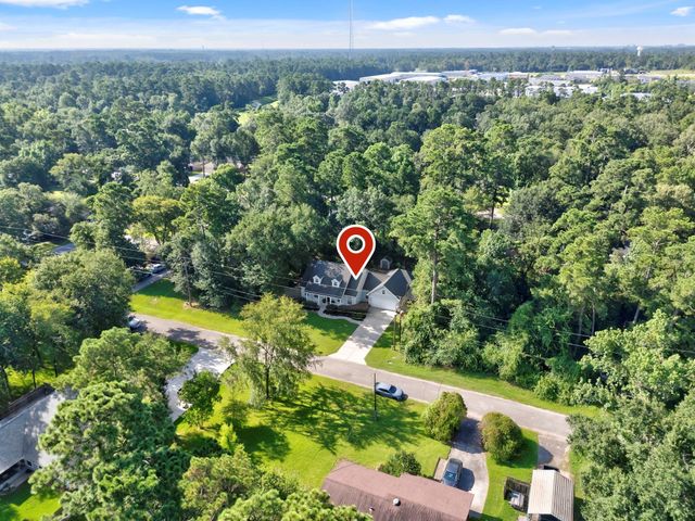 423 Tallow Drive, Conroe, TX 77385