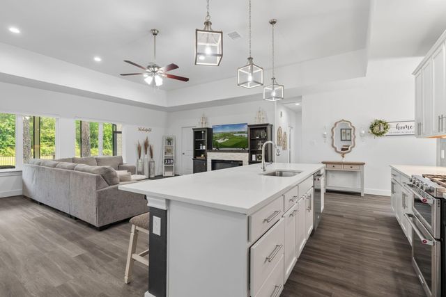 118 Wick Willow Road, Montgomery, TX 77356