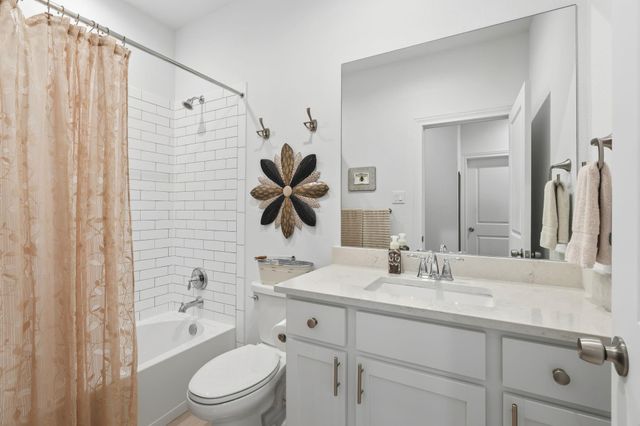 118 Wick Willow Road, Montgomery, TX 77356