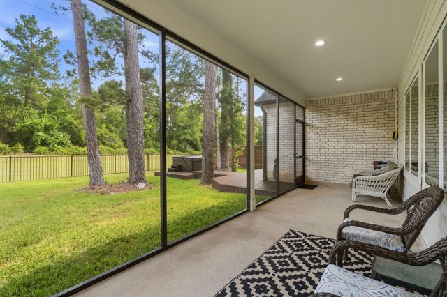 118 Wick Willow Road, Montgomery, TX 77356