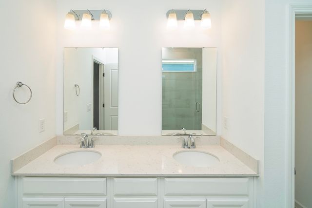 562 Lake Sinclair St, St Augustine, FL 32084