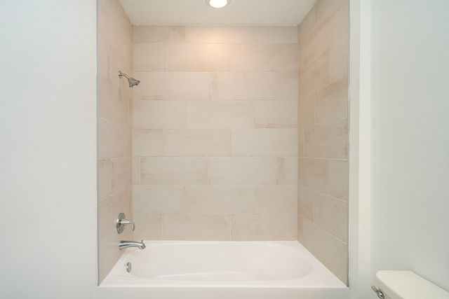 562 Lake Sinclair St, St Augustine, FL 32084