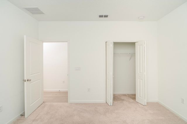 562 Lake Sinclair St, St Augustine, FL 32084