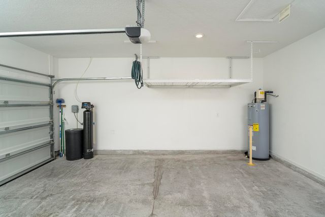 562 Lake Sinclair St, St Augustine, FL 32084