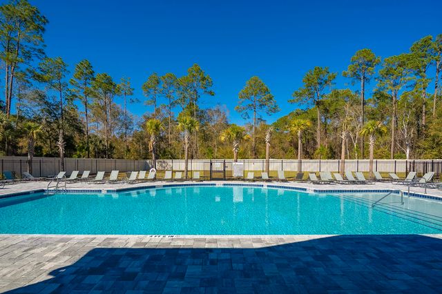 562 Lake Sinclair St, St Augustine, FL 32084