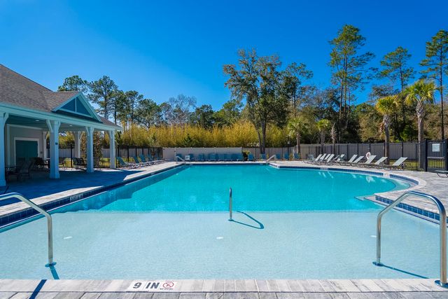 562 Lake Sinclair St, St Augustine, FL 32084