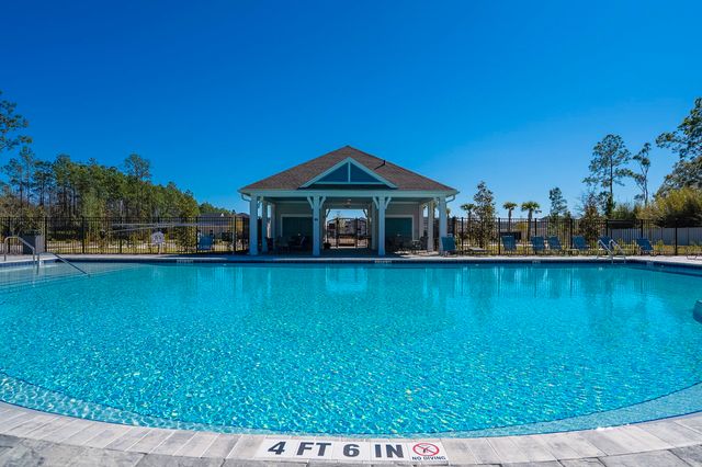 562 Lake Sinclair St, St Augustine, FL 32084