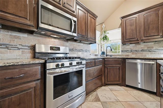 11716 SW 21st Street, Yukon, OK 73099