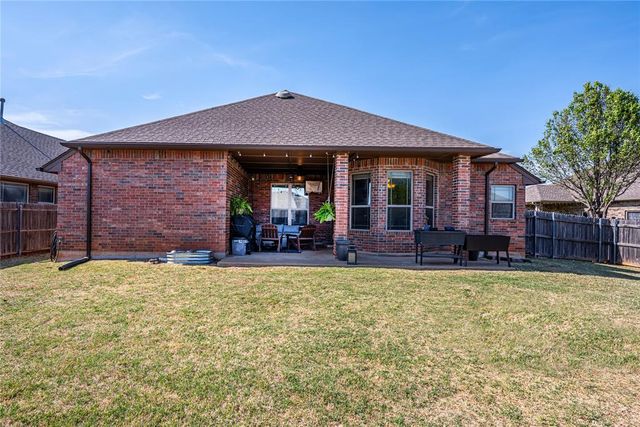 11716 SW 21st Street, Yukon, OK 73099
