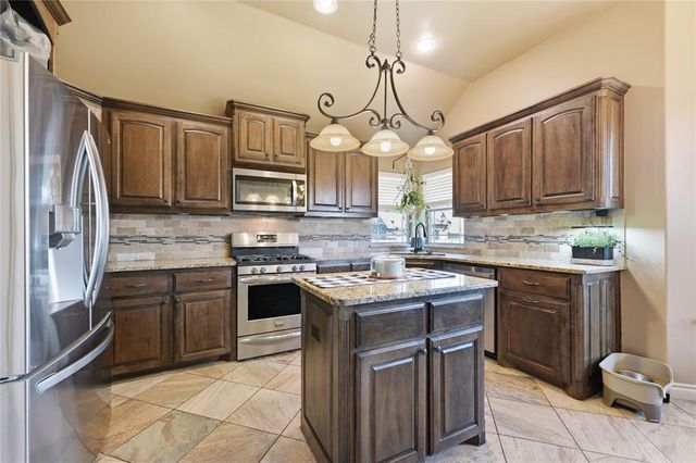 11716 SW 21st Street, Yukon, OK 73099