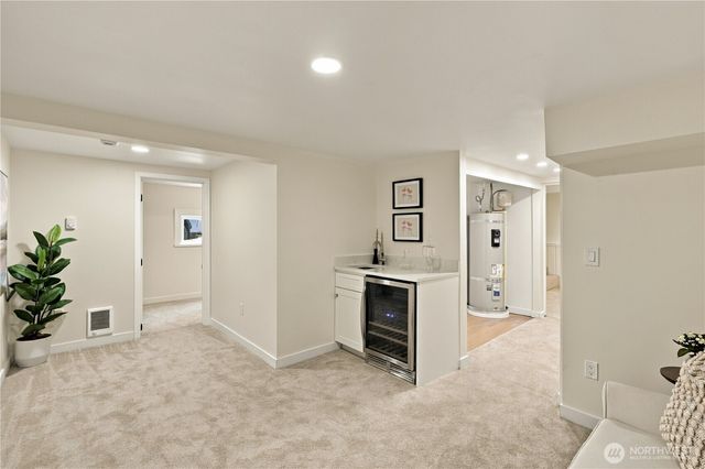 8055 Corliss Avenue N, Seattle, WA 98103