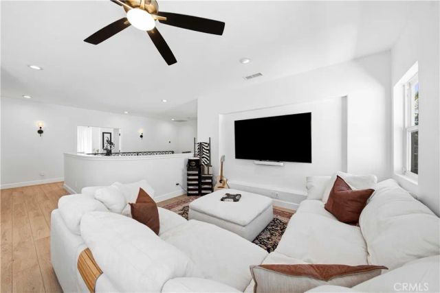 33 Coastal Oak, Aliso Viejo, CA 92656