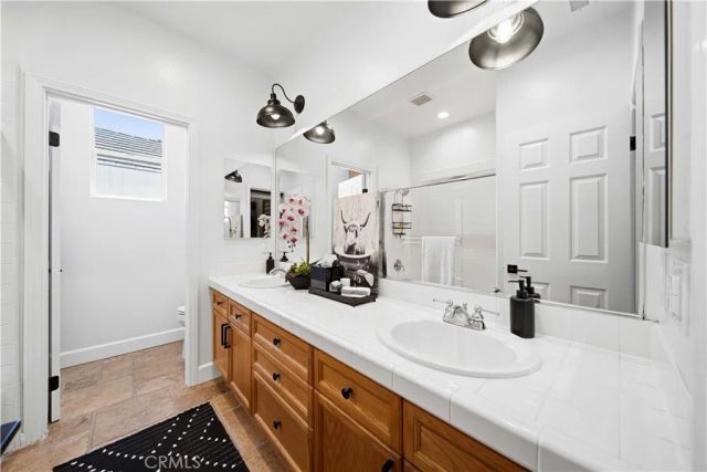 33 Coastal Oak, Aliso Viejo, CA 92656