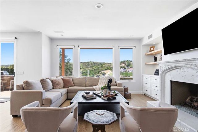 33 Coastal Oak, Aliso Viejo, CA 92656