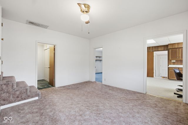 8327 N Washington Street, Sheridan, IN 46069