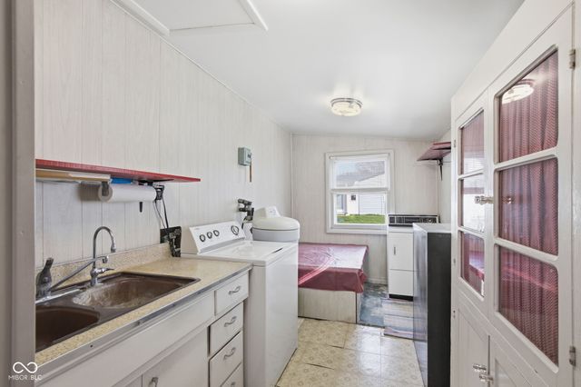 8327 N Washington Street, Sheridan, IN 46069