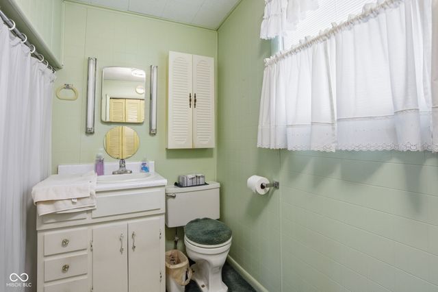 8327 N Washington Street, Sheridan, IN 46069