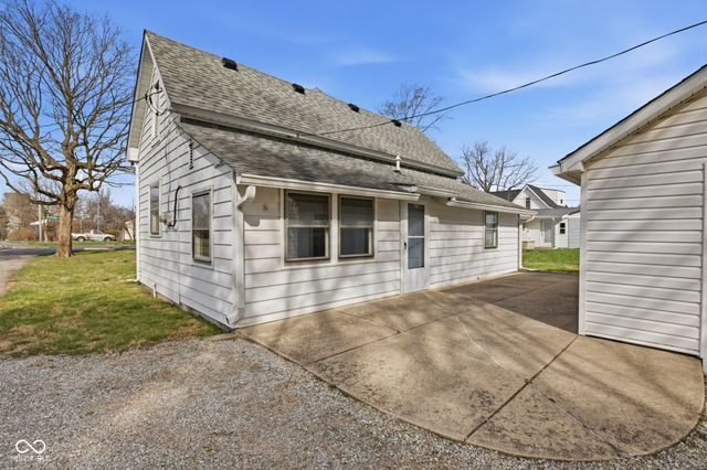 8327 N Washington Street, Sheridan, IN 46069