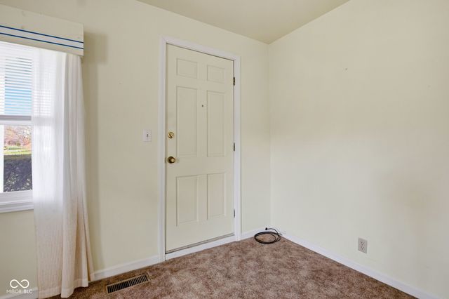 8327 N Washington Street, Sheridan, IN 46069