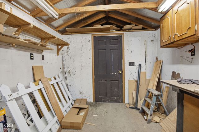 8327 N Washington Street, Sheridan, IN 46069