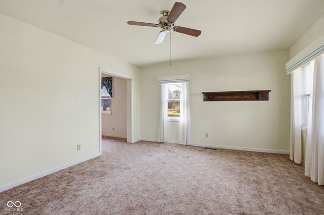 8327 N Washington Street, Sheridan, IN 46069