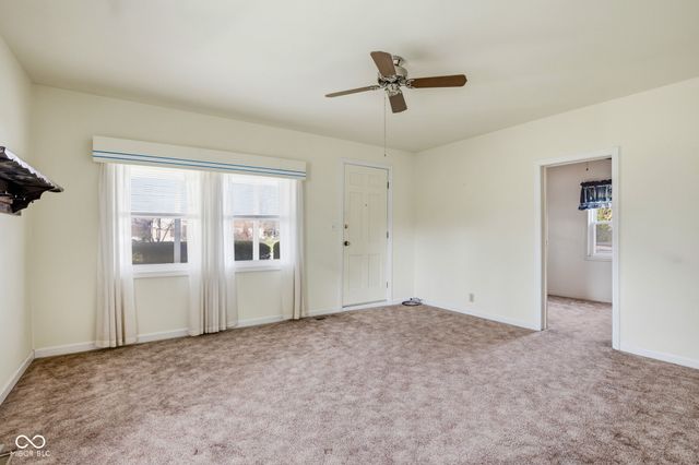 8327 N Washington Street, Sheridan, IN 46069