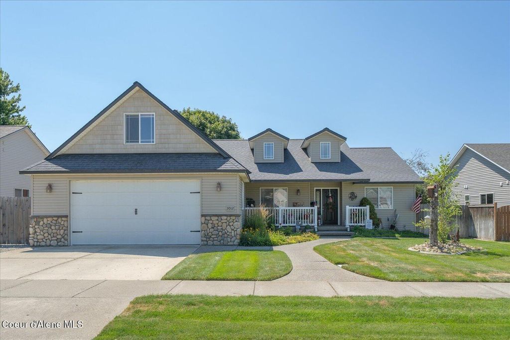 3012 W Ashland Ln, Hayden, ID 83835