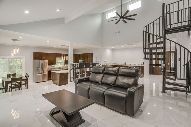 1201 Scenic Drive, Southlake, TX 76092