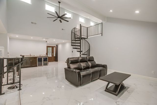 1201 Scenic Drive, Southlake, TX 76092