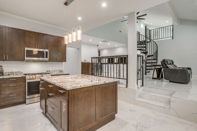 1201 Scenic Drive, Southlake, TX 76092