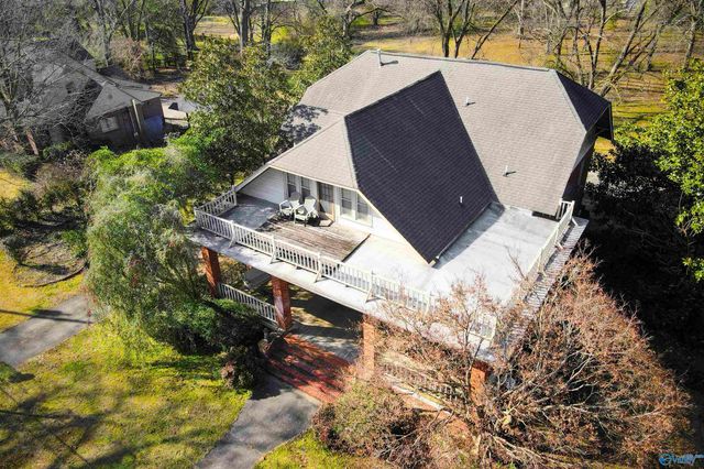 805 Barkley Street, Hartselle, AL 35640