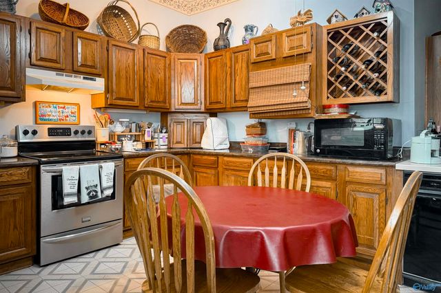 805 Barkley Street, Hartselle, AL 35640