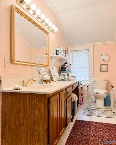 805 Barkley Street, Hartselle, AL 35640