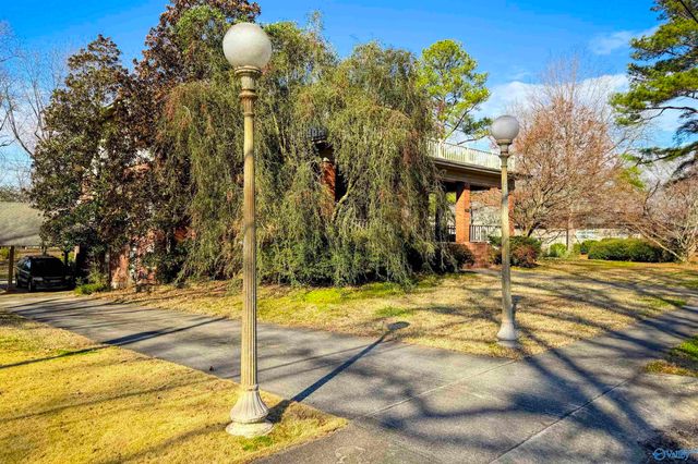 805 Barkley Street, Hartselle, AL 35640