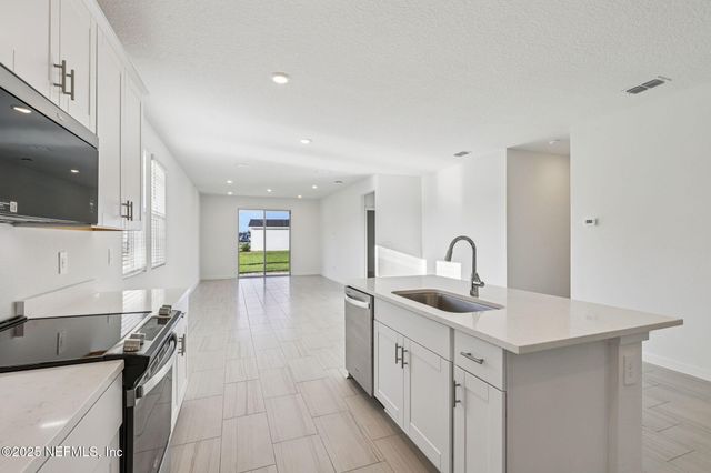 7361 CARSON VIEW Lane, Jacksonville, FL 32219