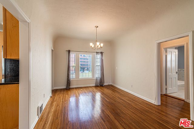 8446 W 4TH Street, Los Angeles, CA 90048